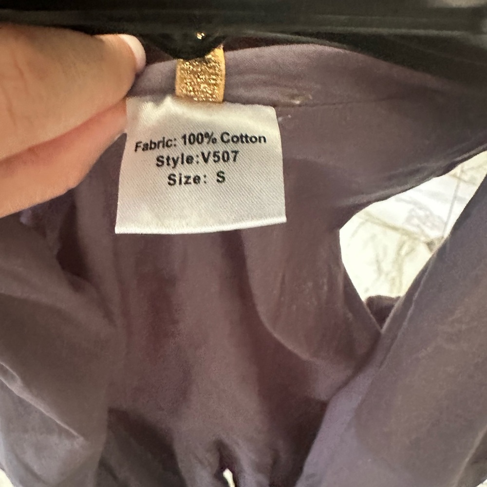 Elegant Gray Wrap Dress with Bubble Skirt Detail - Picture 5 of 5